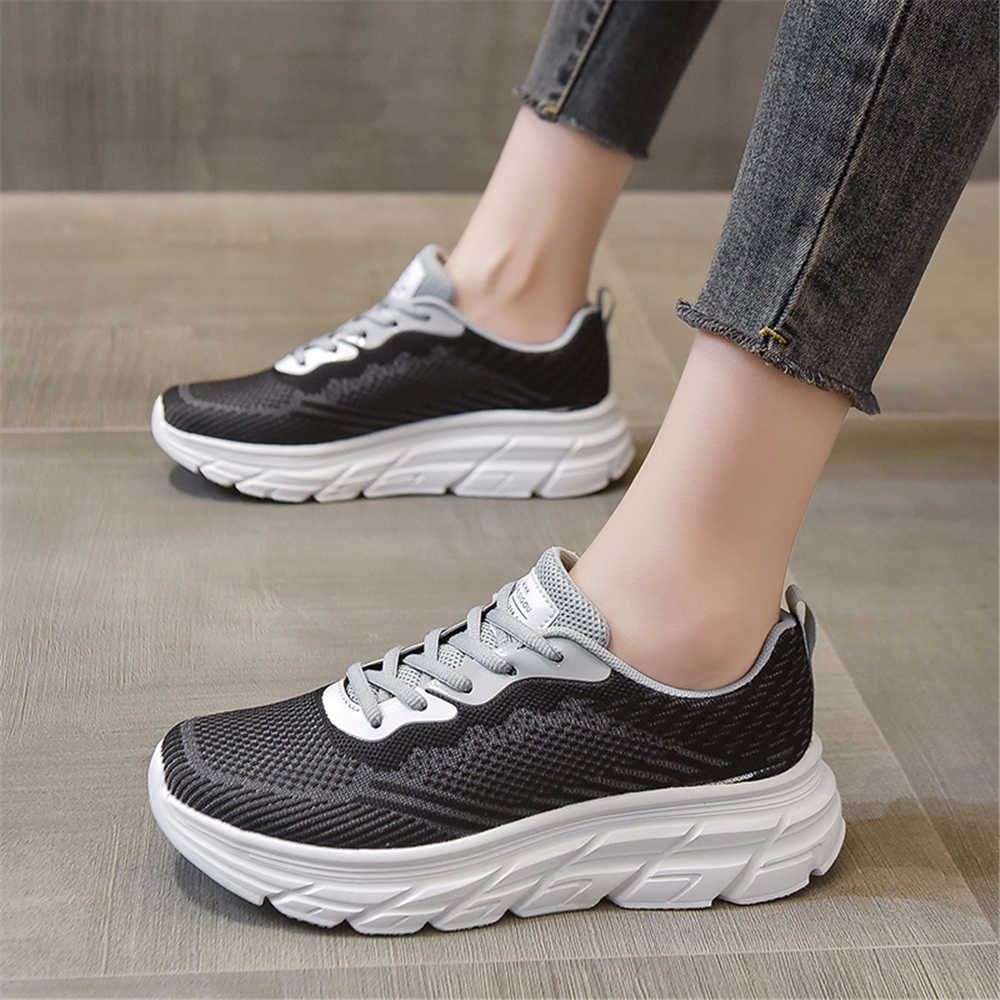Zapatillas Deportivas Amarilla - Luxury Lifestyle Brands reseña y precio